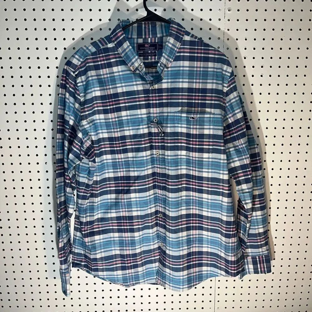 Vineyard Vines button down shirt